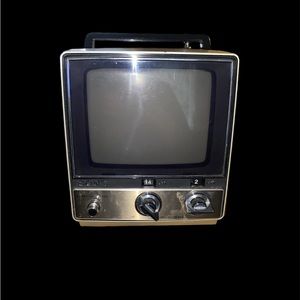 Rare Vintage Sony Transistor/Receiver model # TV-780